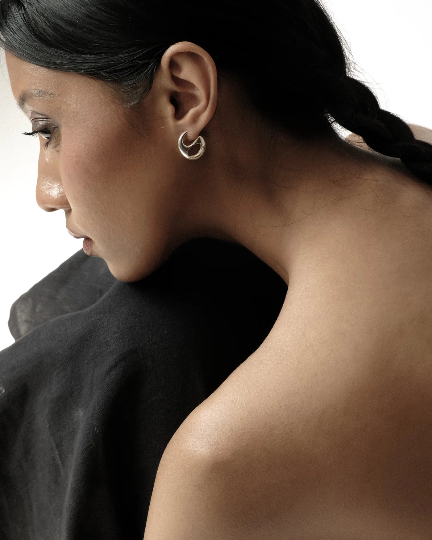 NOEMI銀色C型耳環