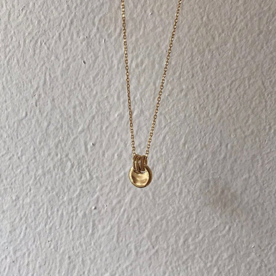 金色圓形復古項鍊