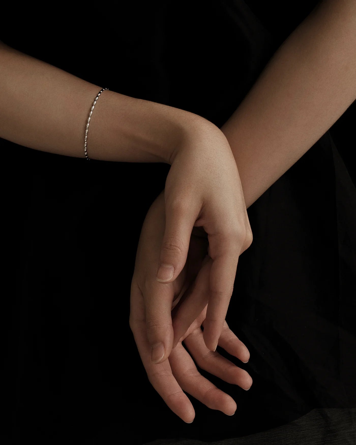 LYRA銀色串珠手鍊