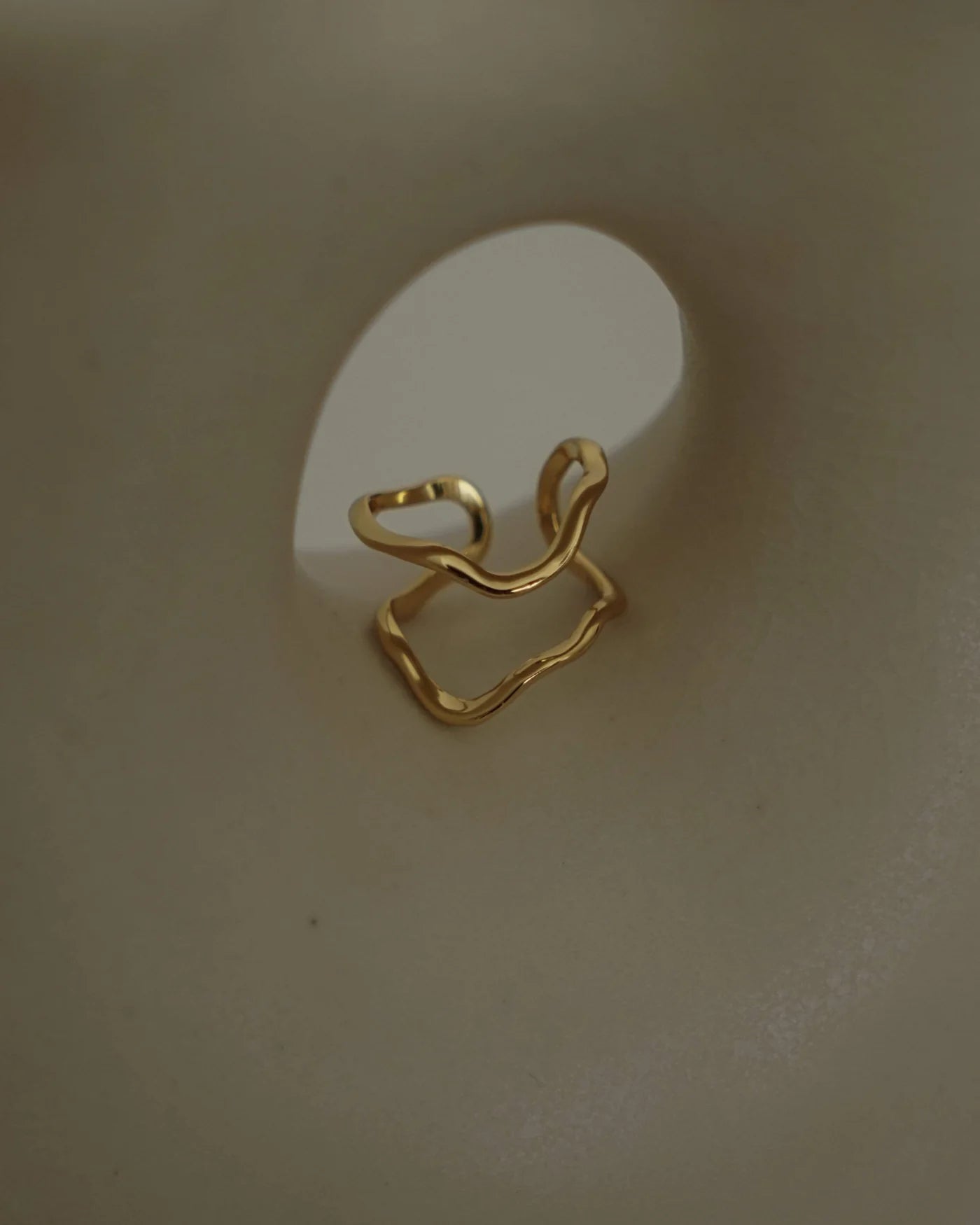 LIARIA金色雙層開口波浪戒指